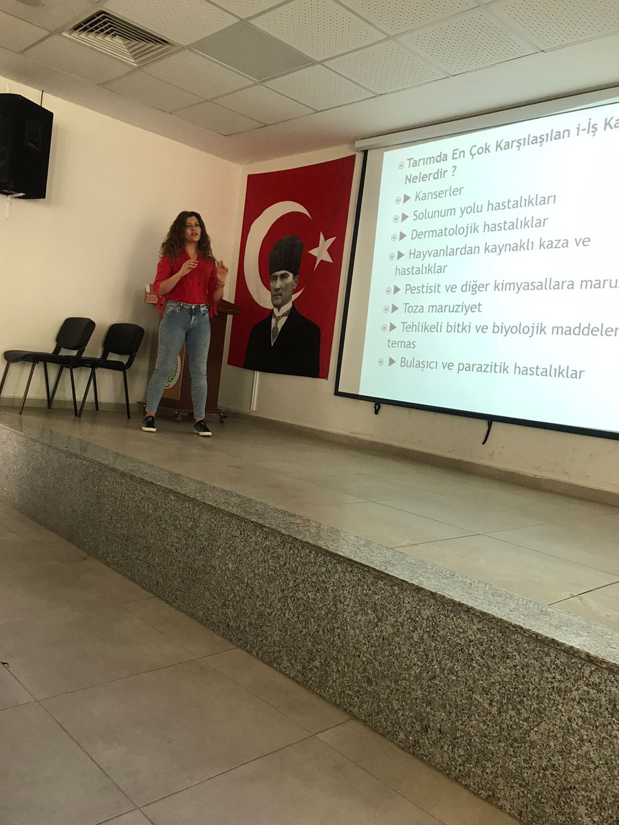 OdasSahinbey's tweet photo. Şahinbey Ziraat Odası olarak FAO ve Gaziantep İl Tarım ve Orman Müdürlüğü işbirliği ile 2021 yılı zeytin okulu 4. Toplantımızı katılımcı  çiftçilerimiz ile tamamlamış bulunuyoruz. 
Katılan tüm çiftçilerimize teşekkür ederiz. https://t.co/tS0Peay9JZ
