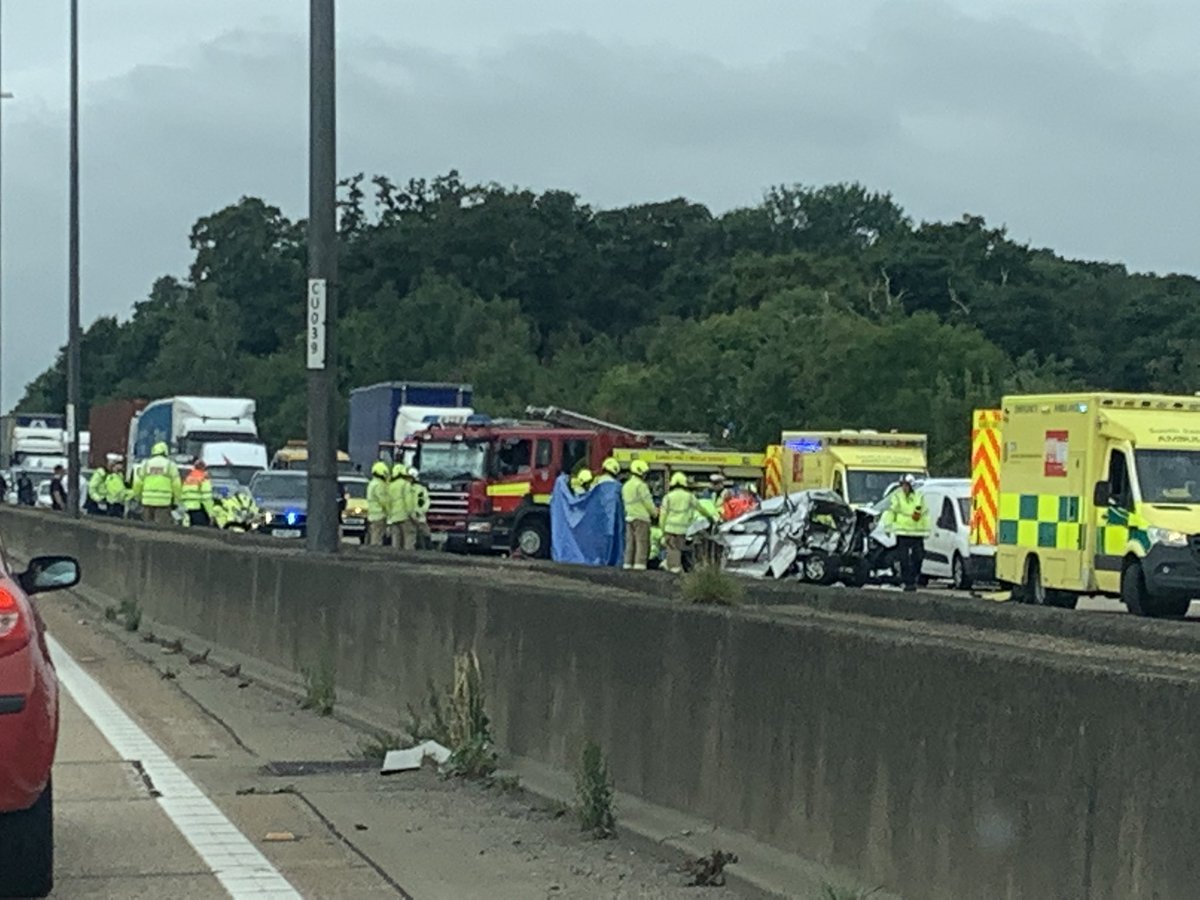 Anti clockwise carriageway #M25 near Cobham Services.