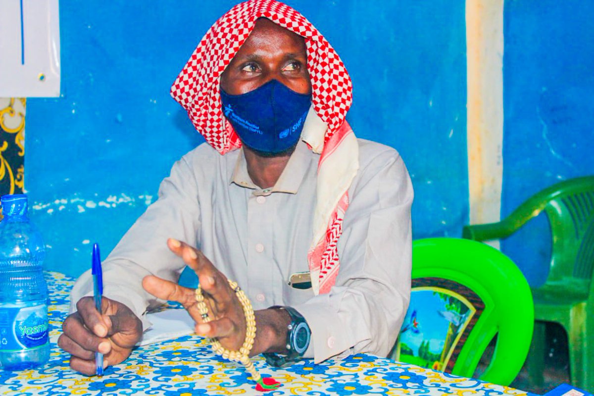 NoFYLSOM's tweet photo. 2⃣0⃣ camp management committee members (CMCs) from 5 sites in Belet-Xawa district finalized a 3-day training on CCCM Principles.
Participants learnt:

🔹Humanitarian systems
🔹SPHERE standards
🔹Psychosocial First Aid (PFA)
🔹GBV/CP
🔹PSEA
🔹Gender Mainstreaming

@shf_somalia https://t.co/XjHFOaRmCk