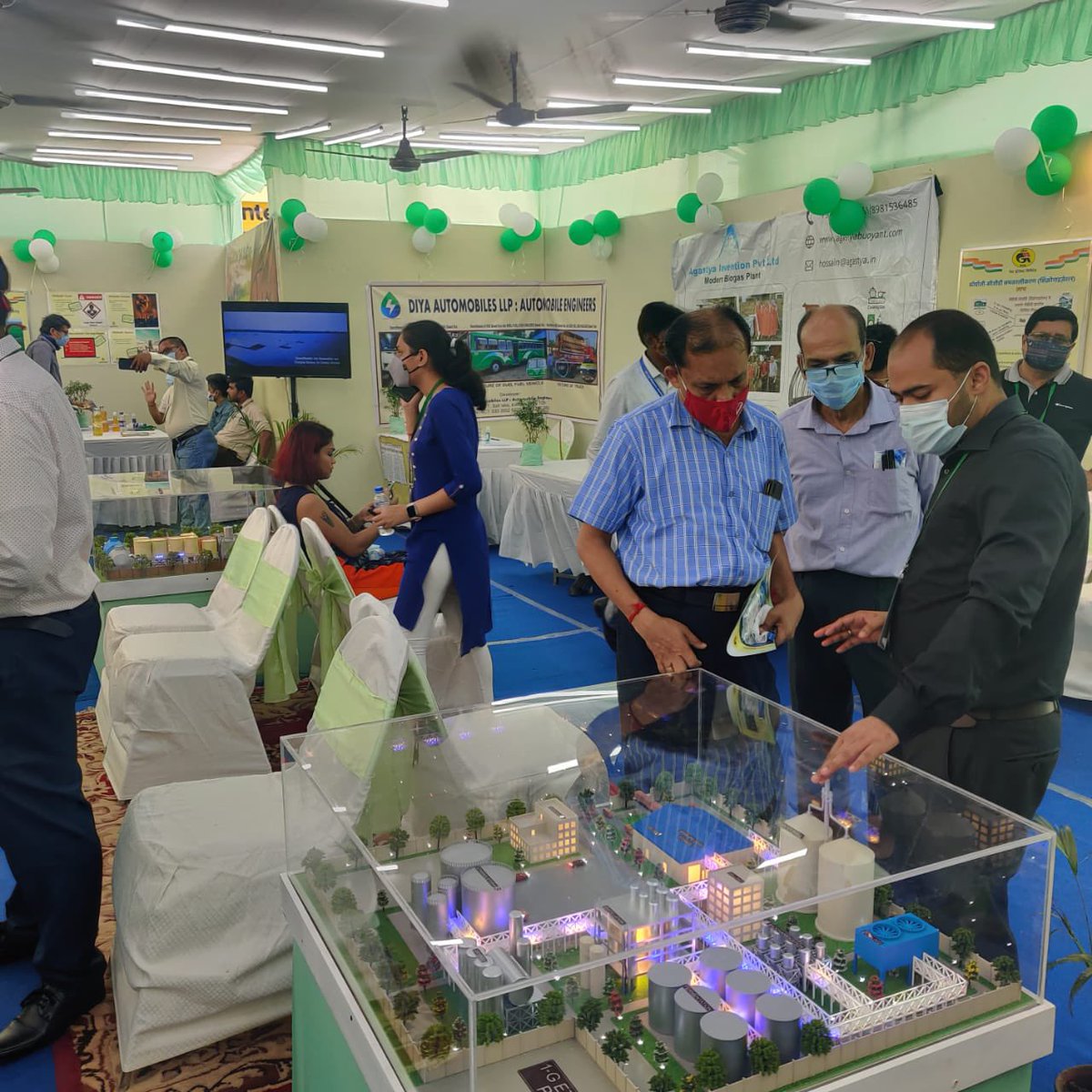 wb_IndianOil's tweet image. Exhibition on Biodiesel to commemorate Aazadi ka Amrit Mahotsav by Oil Marketing Companies - IOCL, BPCL, HPCL, GAIL at Dakhinapan Shopping Complex, Dhakuria @IndianOilcl