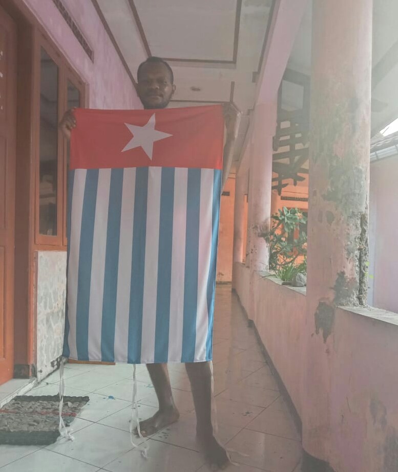 DamianusGonai's tweet photo. Dimana kamu berada disitu aku berada.
βββ
#irianjaya
#PapuanLivesMatter
#westpapua
#melanesia
#papuabarat
#freewestpapua
#refrendumyes https://t.co/bepYeNUmhj