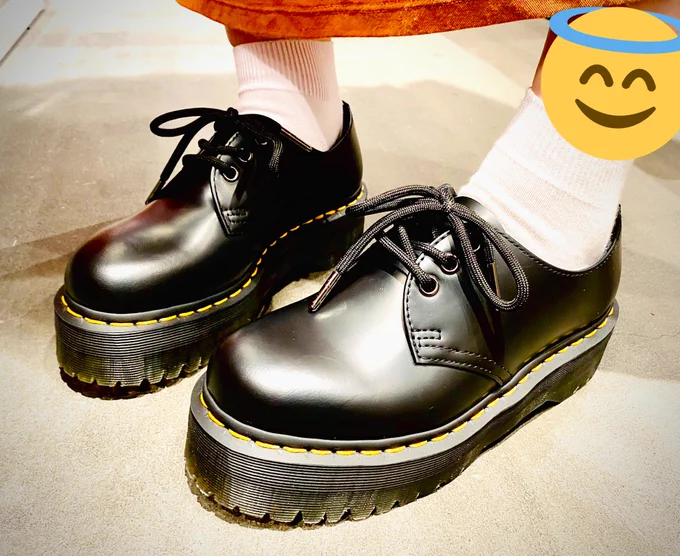 さやにお揃いで靴買ってもらった☺️ 