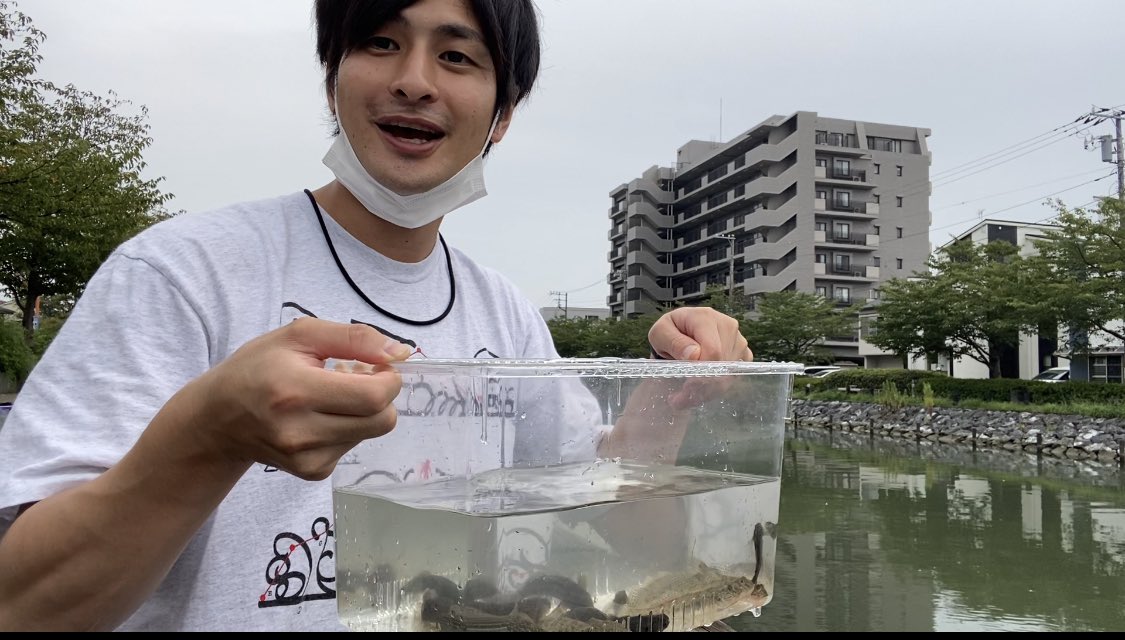 3ヶ月ぶりの釣り動画🎣
18時にアップしました😃

youtu.be/uwGHypCwb5A

#お魚ちゃんねるエイジ
#ハゼ釣り
#江戸川区新川
