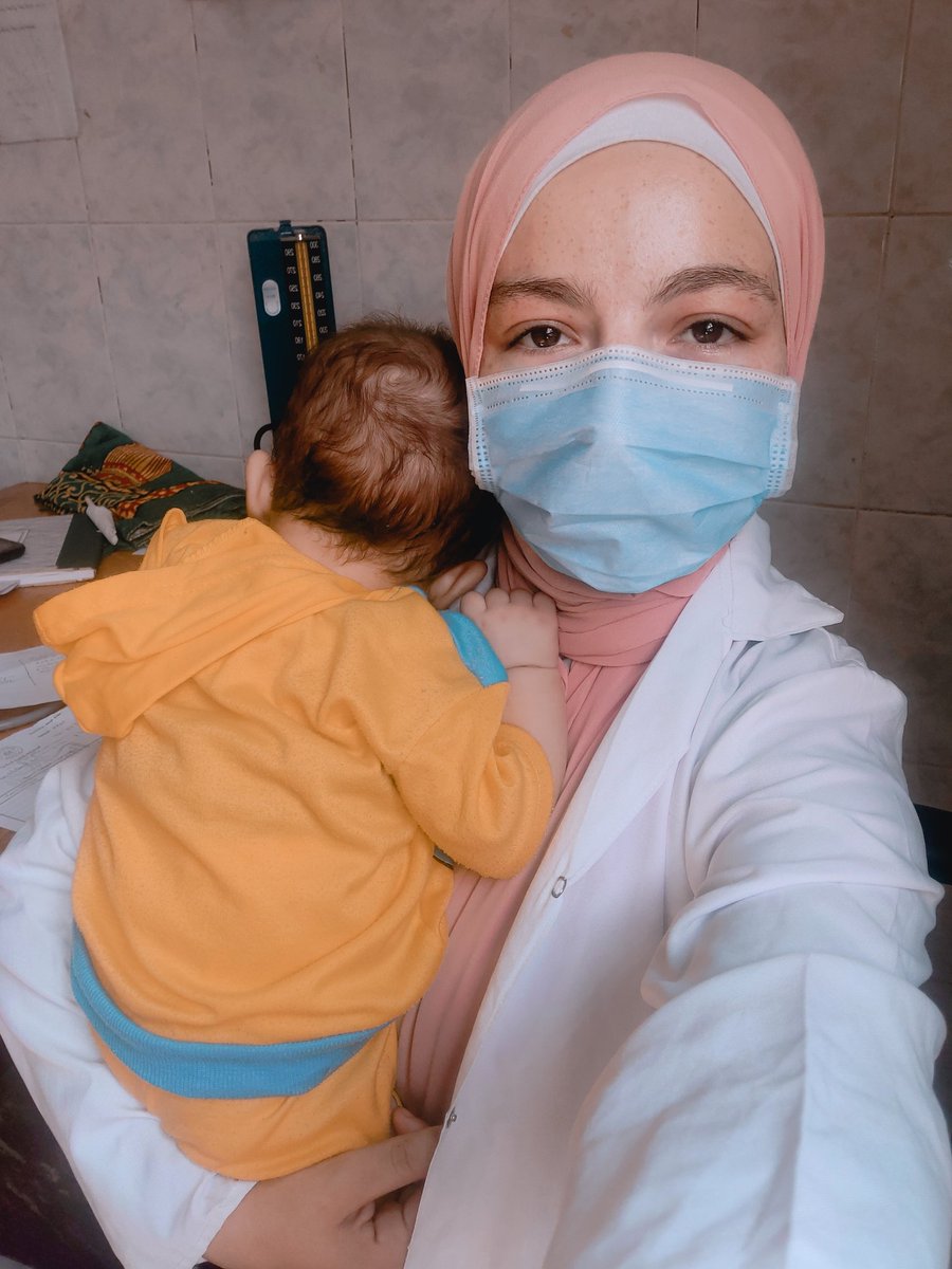 ممكن تصحي عشان نشوف زور حضرتك🤤