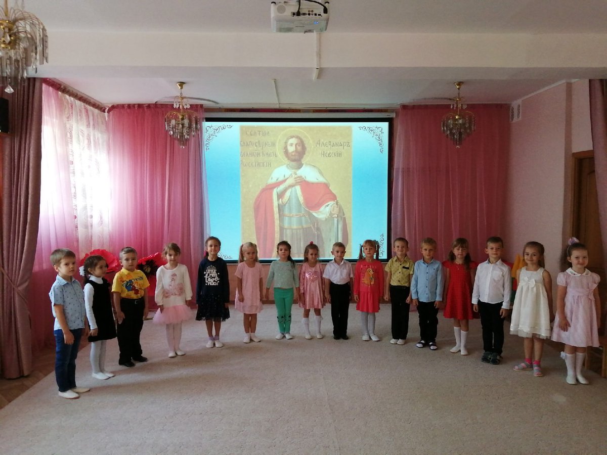 ds375samara's tweet photo. Празднование 800-летия со дня рождения Александра Невского.
Сотни лет прошли с той были, многие ушли, как дым. А мы князя не забыли, он великим стал святым!!! https://t.co/cvG89oFWhI
