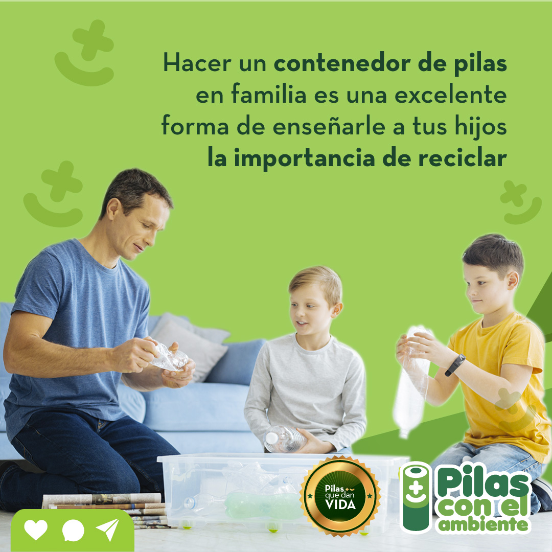 PilasColombia's tweet photo. Una de las mejores maneras de enseñar a tus hijos es con el ejemplo. 👨‍👩‍👦‍👦🤗 Entonces, qué buena idea es reciclar en familia. ✔ Así, todos ayudamos al medio ambiente mientras nos divertimos y aprendemos de responsabilidad y compromiso.🤝✅🌎 https://t.co/5fCXed276t
