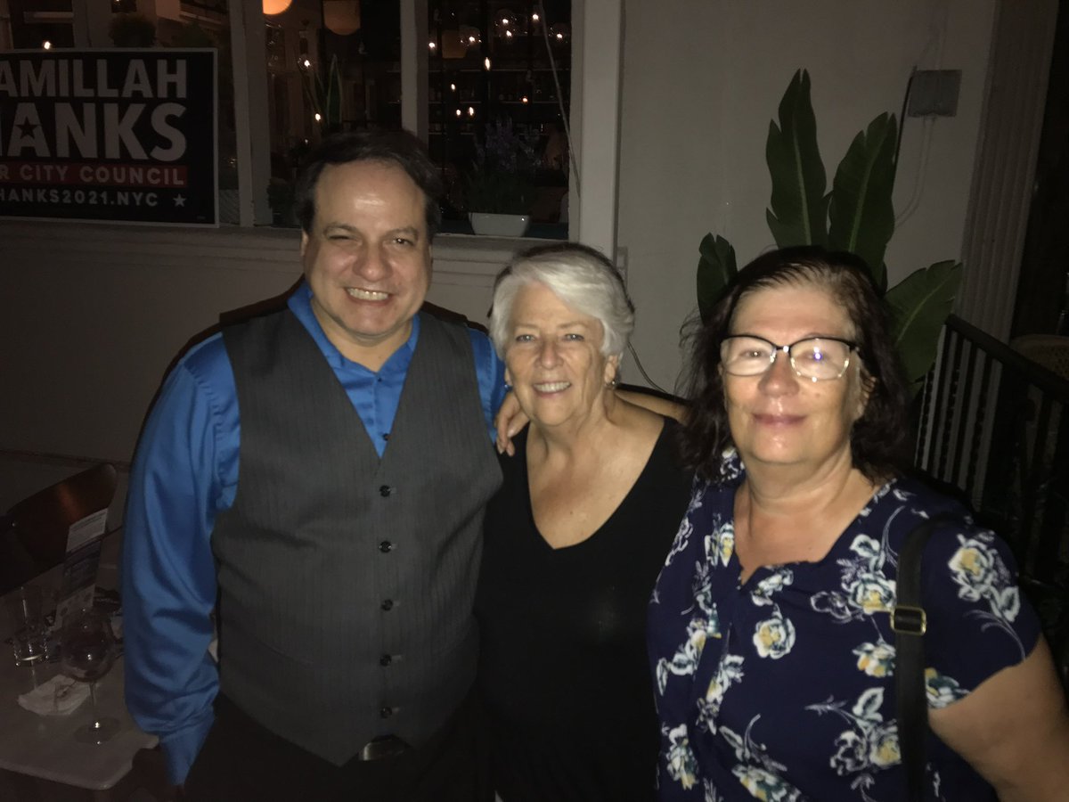 KamillahMHanks's tweet photo. I want to thank everyone who came out or contributed to our All Dems fundraiser in support of my campaign! There is strength in unity and there’s no space between us! @KeithPowersNYC @dianesavino @SelinaGrey21 @FranciscoMoyaNY stapleton #alldems #generalelection2021 https://t.co/78sXEDFgIL