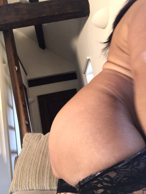 Good morning my loves. Hope your all doing well.just logged on to https://t.co/hwvzHMcw2r https://t.co/jZ6hqjKou7&hellip;