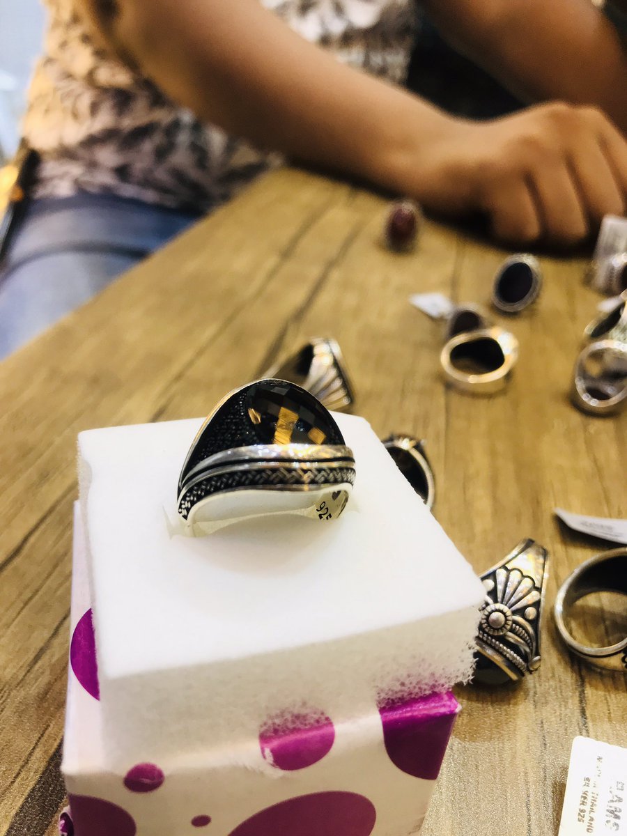 SilverSudan's tweet photo. فضة إيطالية عيار ٩٢٥💍
📍مواقعنا :
امدرمان_الملازمين_جنوب استوب الزعيم الازهري
الخرطوم_الرياض_جنوب استوب مكة https://t.co/RvVpLvVCFR