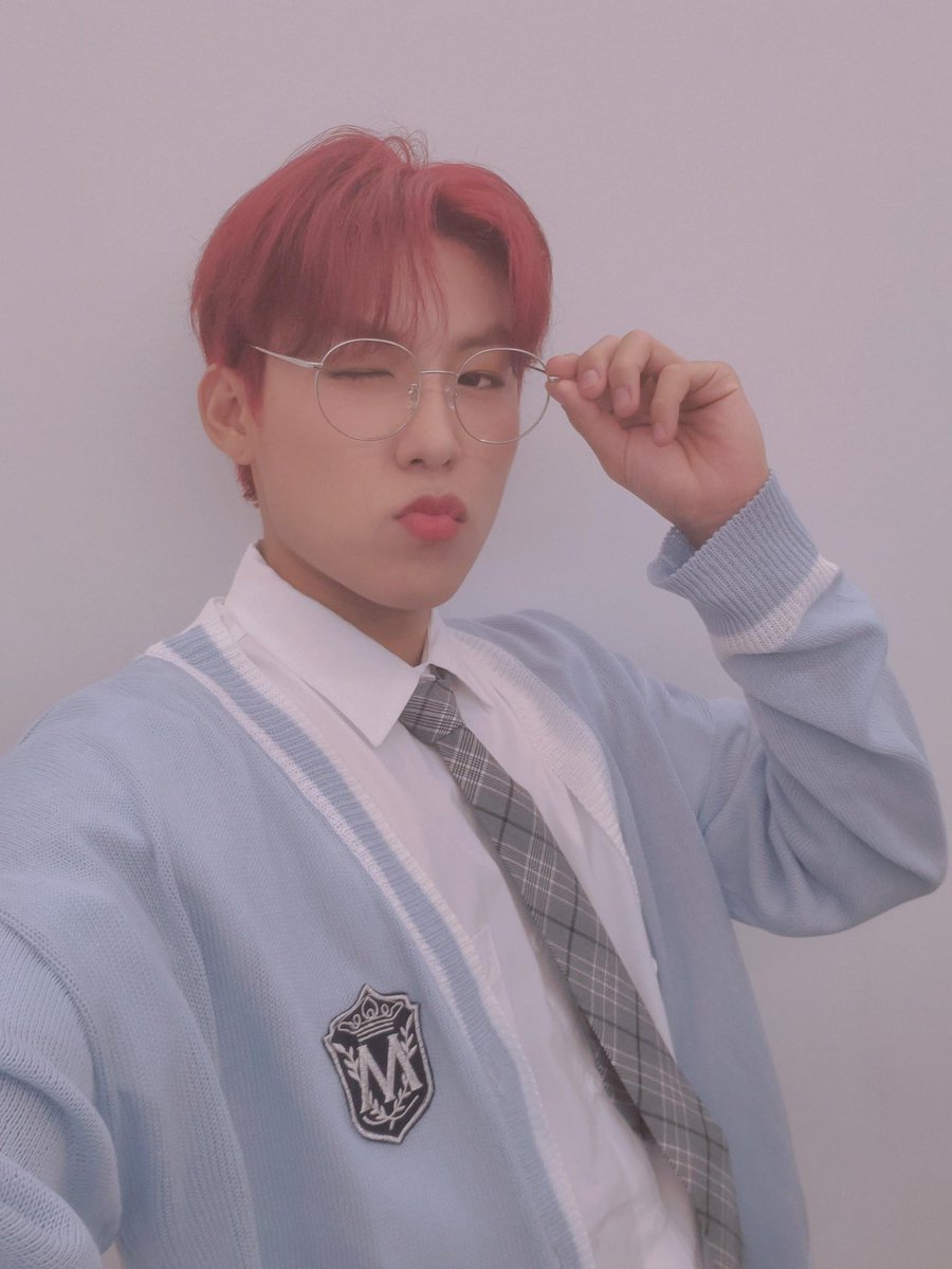 PWJ_archive's tweet photo. 210915

[ 빨간머리와 교복이 은근 잘어울리는군 ]

#박우진 #PARKWOOJIN #AB6IX https://t.co/3Fq0yAu5Aa