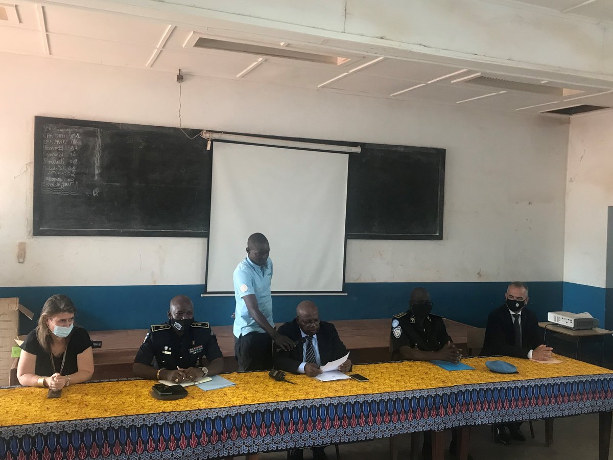 EUAM-RCA (@euam_rca) on Twitter photo La modernisation de la Police centrafricaine s’accélère. L'atelier de prévalidation du projet de Loi Organique s’est tenu en présence des principales autorités de la police centrafricaine, <a href="/EUAM_RCA/">EUAM-RCA</a>, <a href="/UNPOL_RCA/">UNPOL MINUSCA</a> et <a href="/PNUD_RCA/">PNUD Centrafrique</a> .Le chef d'EUAM a salué le travail énorme qui a été fait La modernisation de la Police centrafricaine s’accélère. L'atelier de prévalidation du projet de Loi Organique s’est tenu en présence des principales autorités de la police centrafricaine, <a href="/EUAM_RCA/">EUAM-RCA</a>, <a href="/UNPOL_RCA/">UNPOL MINUSCA</a> et <a href="/PNUD_RCA/">PNUD Centrafrique</a> .Le chef d'EUAM a salué le travail énorme qui a été fait