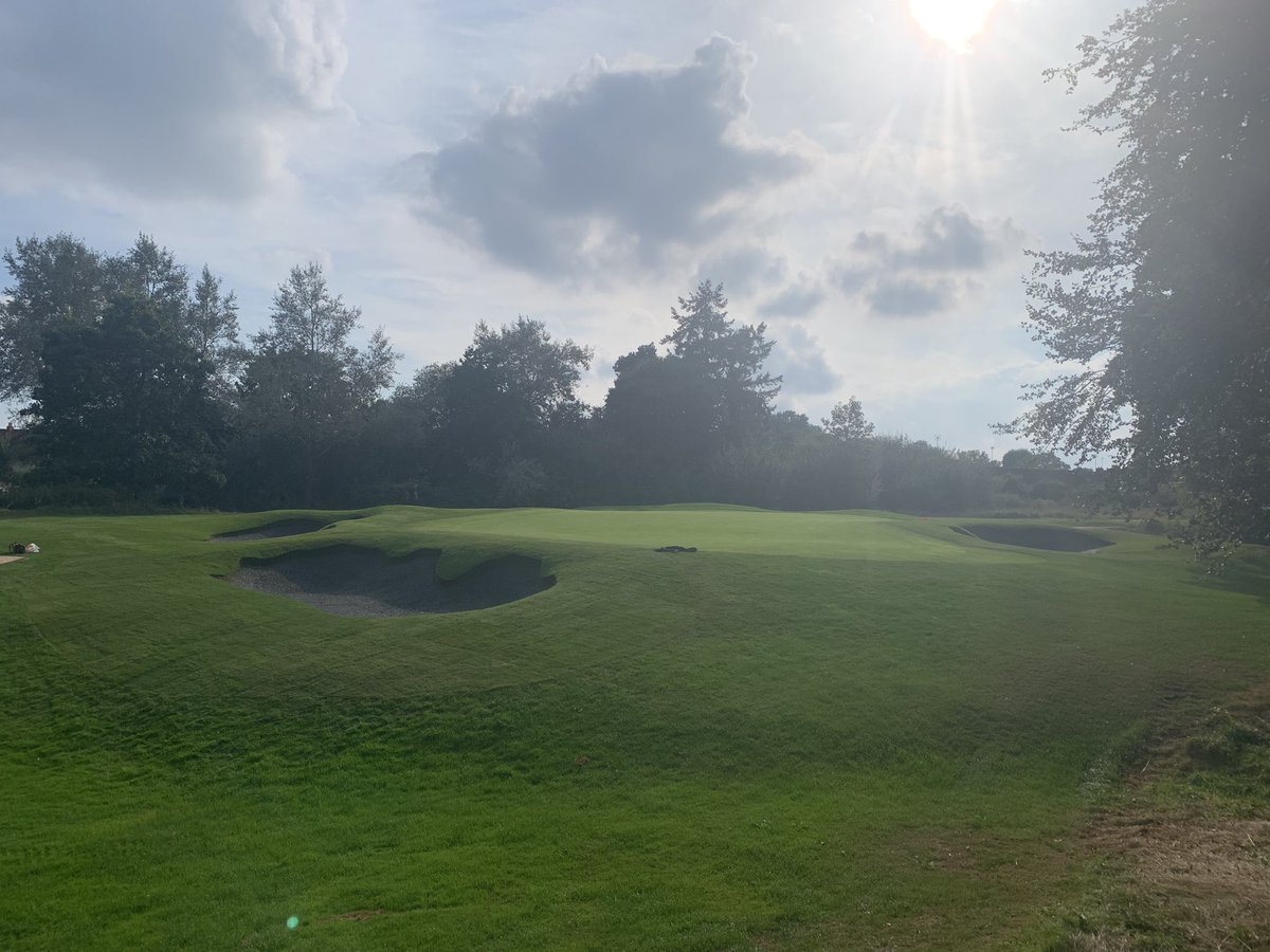 All done and dusted <a href="/Rowlands_GC/">Rowlands Castle Golf</a>. Thanks to <a href="/MJAbbottLtd/">MJ Abbott Ltd</a> for such a professional job and to Course Manager @kevinhensman for working with us throughout. Excited to see it grow-in over the coming months (no pressure Kev!)