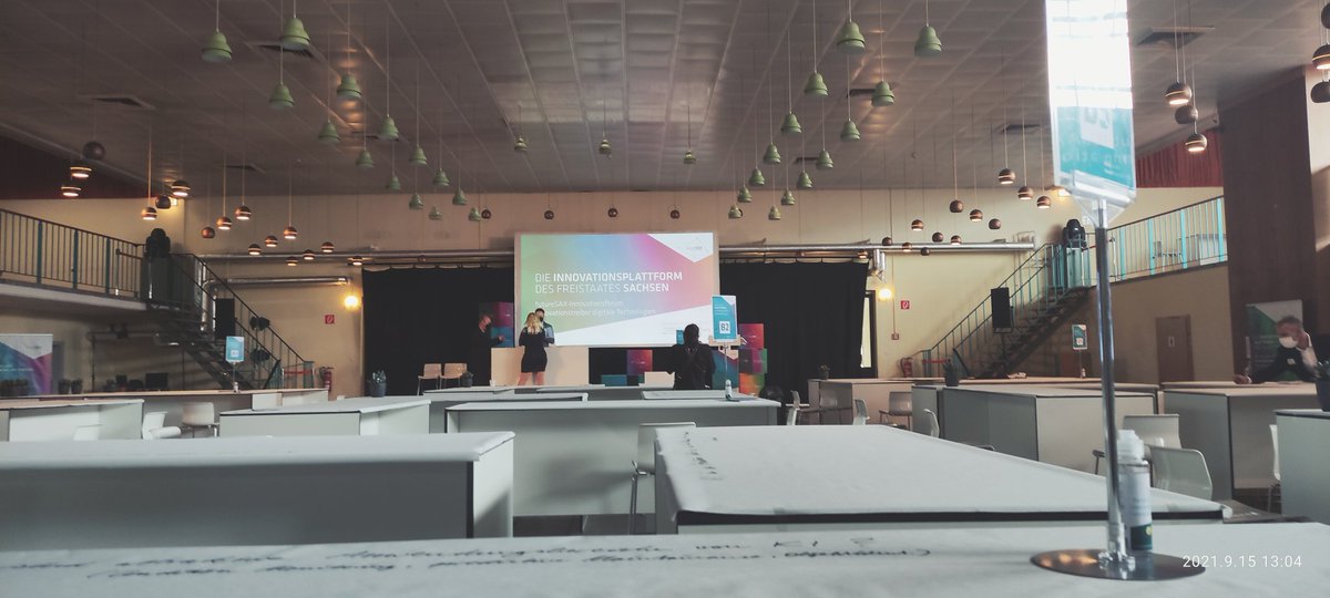 significantpic's tweet photo. Heute: Dreh Innovationsforum 2021 by @futureSAX 

#innovation #business #AI #ArtificiallIntelligence #Digital #tech #wirtschaft #economy #Funding #networking #events https://t.co/mvDJOvVCeL