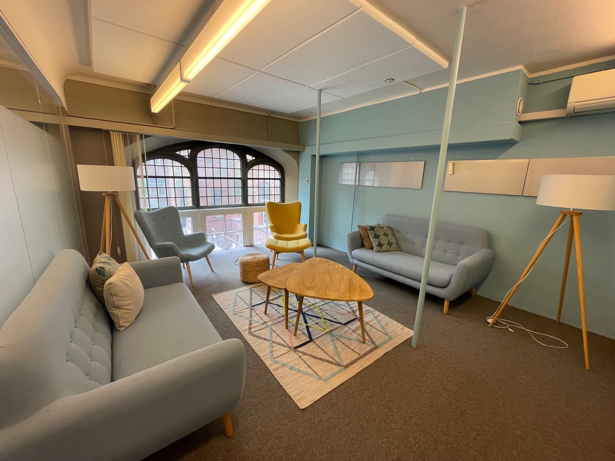 VlerickLibrary's tweet image. Looking for a place to get some work done? Our beautifully designed #VlerickLibrary has some 25 seats available for deep work or study. Thanks for sharing your thoughts, ideas, tips,... on our feedback wall in the library or drop us a line! #WriteYourOwnStory