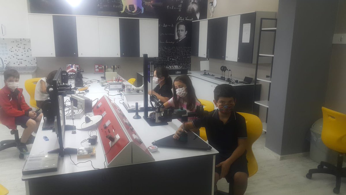 Kurumumuza yeni başlayan öğrencilerimizle Uyum programı kapsamında etkinliklerimiz devam ediyor… öğrencilerimize hoşgeldiniz diyoruz.
<a href="/mramazanbarin/">Ramazan Barın</a> 
<a href="/seyfullah0966/">Seyfullah OKUMUŞ</a> 
<a href="/yapiciserafetin/">Şerafettin Yapıcı</a>