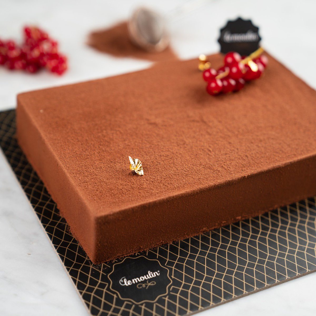 ترافل تشوكليت، طعم الشوكلاتة الغني 🤩😋
#لومولا_بيكري