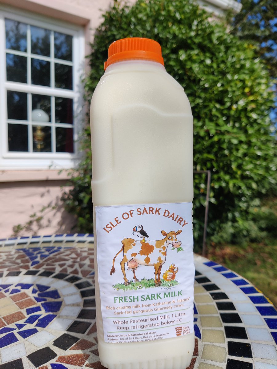 Look!

<a href="/SarkDairy/">Sark Community Dairy</a> milk now available from Mon Plaisir Stores 🥰