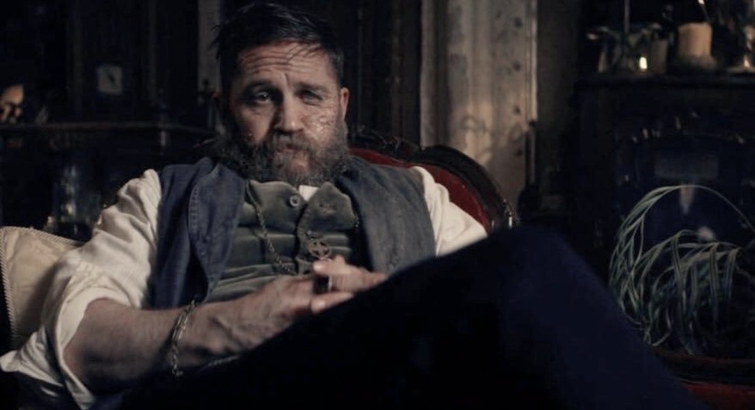 SheelbyPictures's tweet photo. Happy 44th Birthday to Tom Hardy. One of the most underrated actors. 
Alfie Solomons in Peaky Blinders. https://t.co/wyT0ZiY3hl