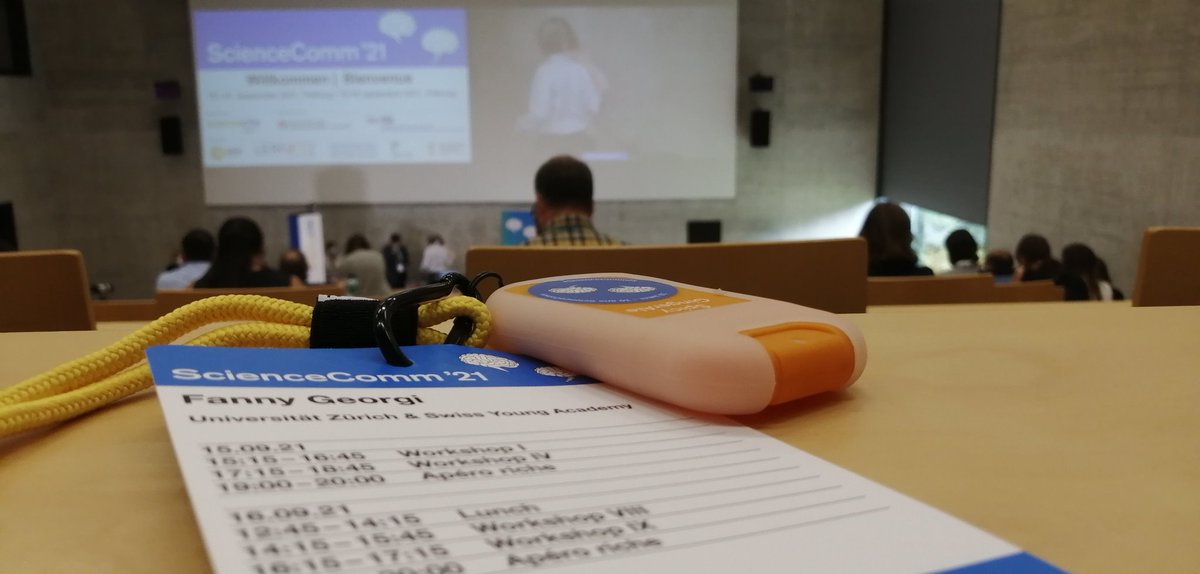 FannyGeorgi's tweet image. Es geht looos! Mit @SabrinaKessler auf der #ScienceComm21! Morgen gibt&apos;s unseren @youngacademy_ch Projekt-Co-Creation-Workshop zu #Corona #FakeNews zusammen mit @annajobin und @SGruninger! @ScienceEtCite @academies_ch