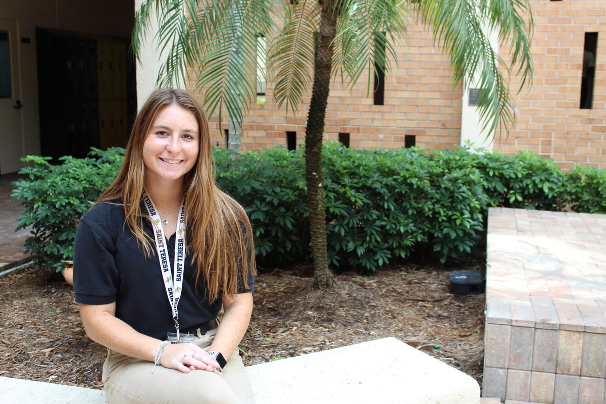 Congratulations to senior Sophia Miller, named a 2022 National Merit Scholarship Semifinalist! #weareverot