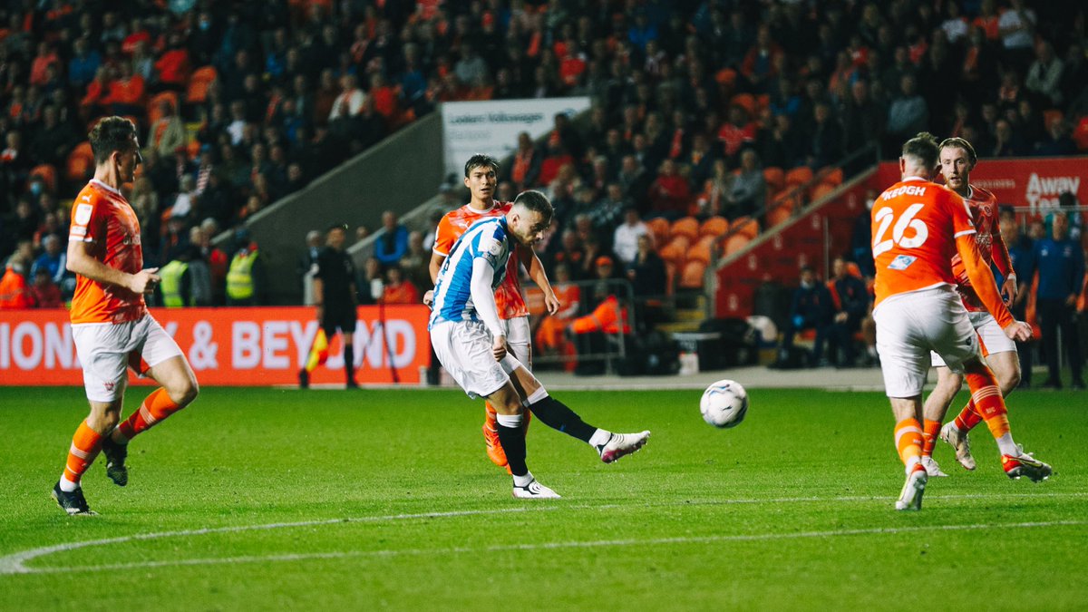 Great reaction of the team💯
Focus on Saturday. Let’s go terriers🔵⚪️<a href="/htafc/">Huddersfield Town</a> #DS24