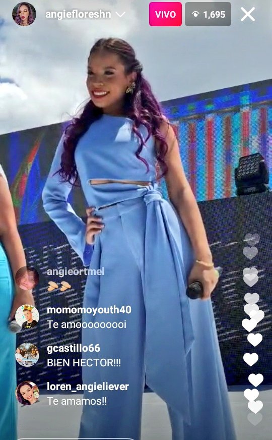 Cómo que hay TT ? <a href="/Angiefloreshn/">Angie Flores 💙🎶💜</a>
Hermosa 😍
ANGIE EN BICENTENARIO HN