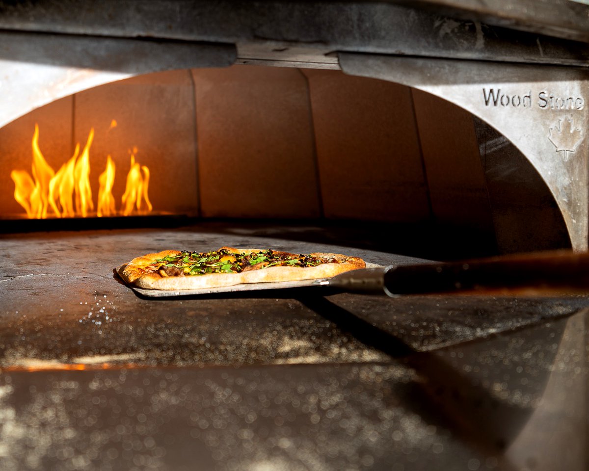Tried and true // Our wood-fired pizzas are are a staple for a reason - but don't take our word for it! Come by tonight and take your pick.
📸 <a href="/only1andywright/">only1andywright</a>
#wrawrsome #explorewr #waterloofoodies #supportlocal #waterloo #waterlooontario #wreats #uptownwaterloo #kwawesome