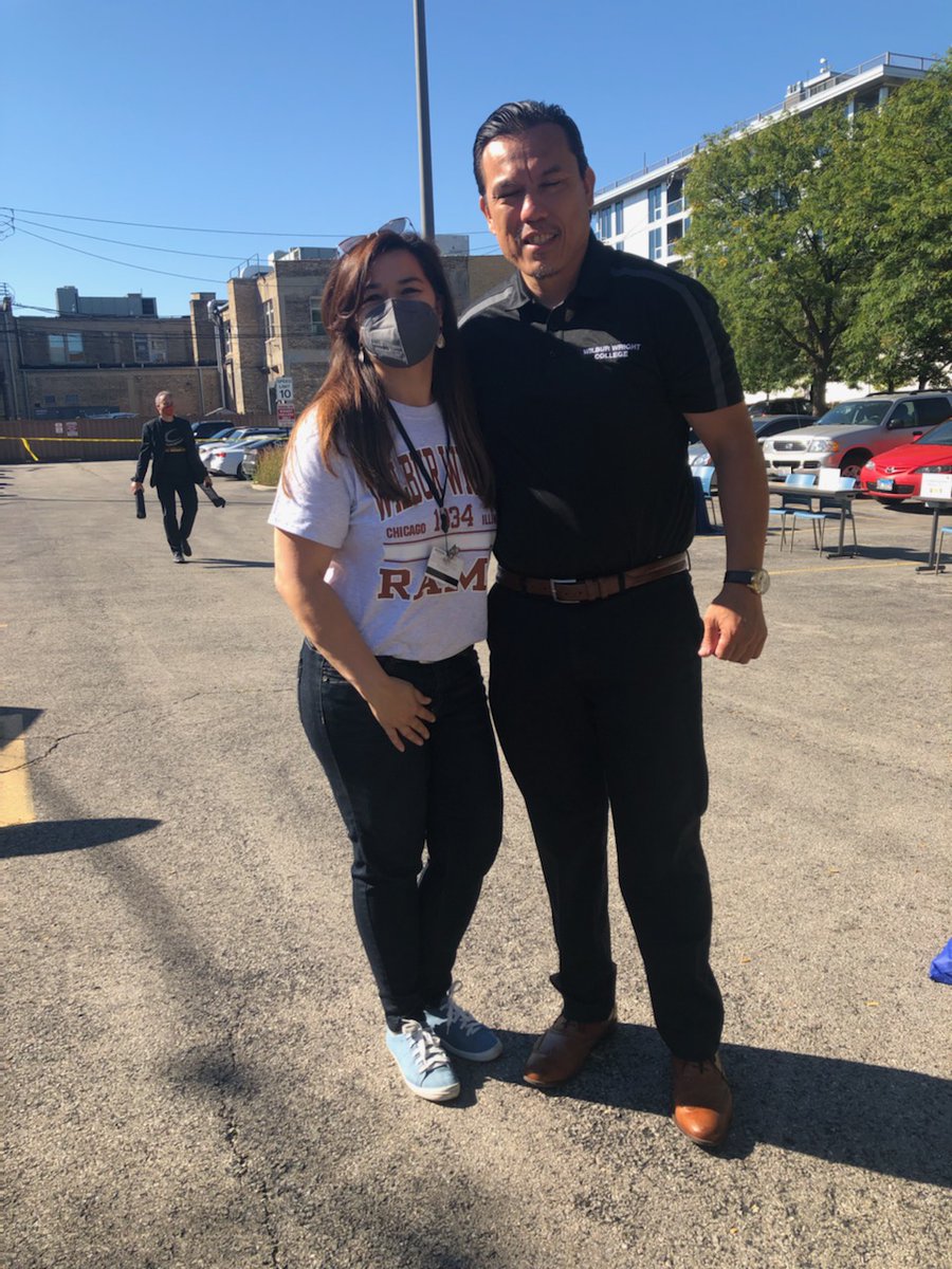 WrightAdvising's tweet photo. Great kickoff of Hispanic Heritage Month at Wright College! https://t.co/i6GLTcWtZh
