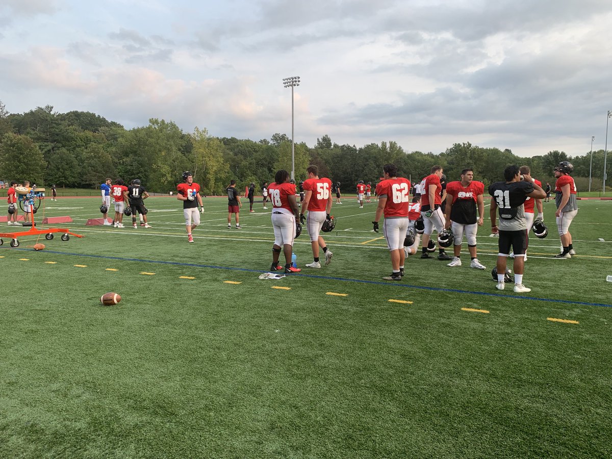 Coming up tonight ⁦<a href="/WTNH/">WTNH News 8</a>⁩ at six we check in with ⁦<a href="/Wes_Football/">Wesleyan University Football</a>⁩ ⁦<a href="/CoachDiCenzo/">Dan DiCenzo</a>⁩ ⁦<a href="/wes_athletics/">Wesleyan Athletics</a>⁩ .