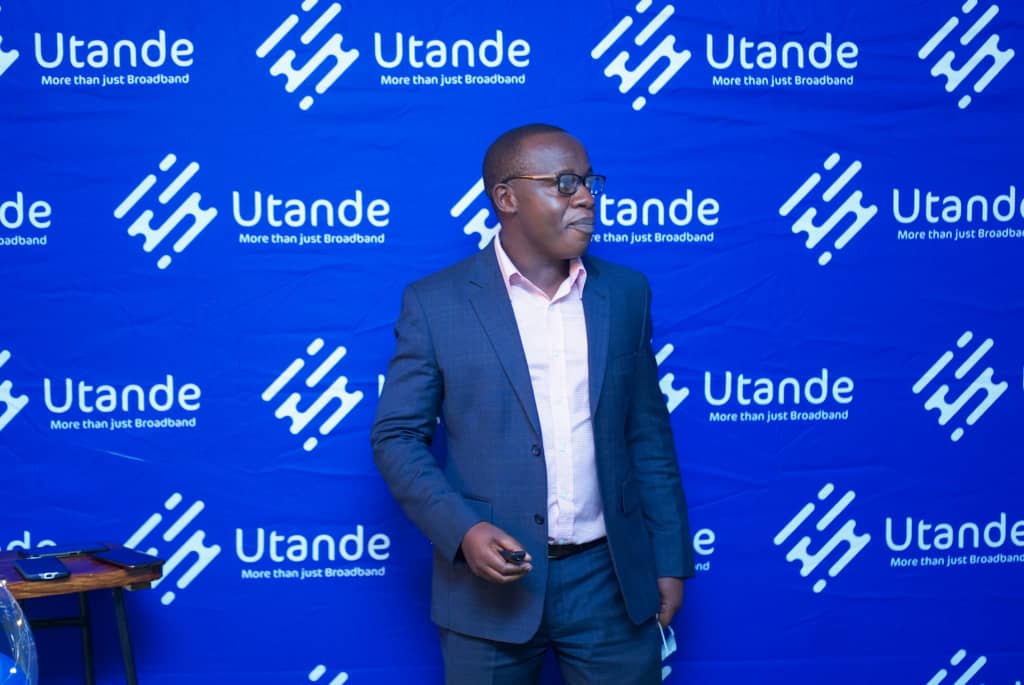 utandezw's tweet photo. It's happening now! Utande - Express WiFi by Facebook Launch @ Queen of Clubs. In partnership with Facebook we have brought fast, affordable and reliable hotspots #ExpressWifi https://t.co/6Kxh83wWii
