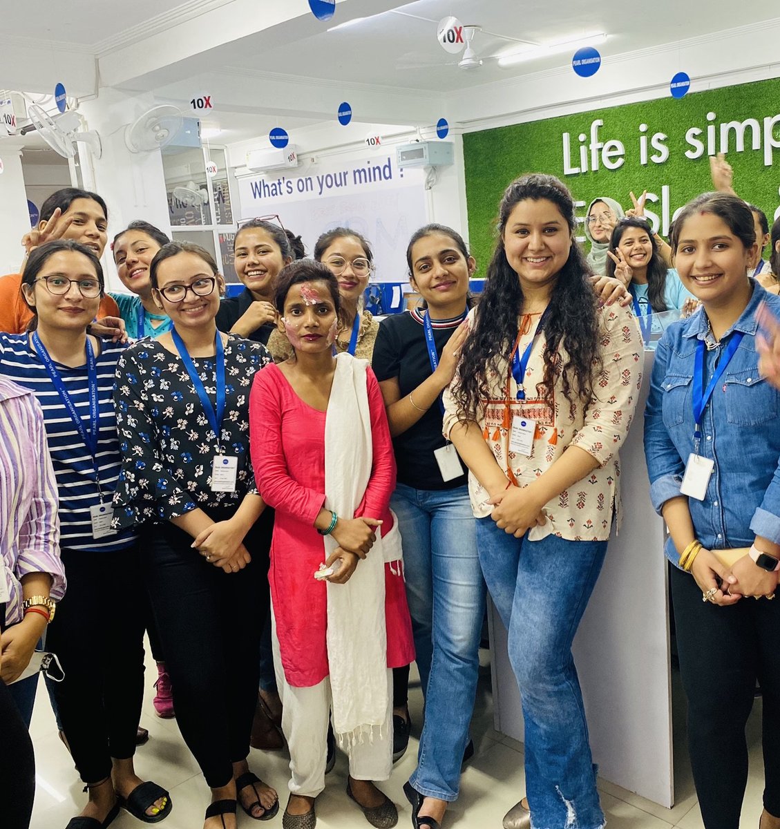 pearlorgs's tweet photo. Happy 1st Work Anniversary Rashmi. 

We #PEARLians are wishing to you many more successful &amp; joyful years in PEARL ORGANISATION Family !

https://t.co/7Xwf361to1

#Pearl_Organisation #Employee_Engagement #Pearlian_work_anniversary #PrsXa #Life_at_Pearl_Organisation https://t.co/kHTzNtIfWO