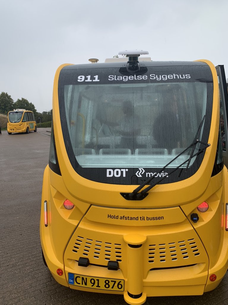 <a href="/NSRsygehuse/">NSRsygehuse</a> tester ny teknologi og transportmuligheder. Den nye førerløse bus hjælper patienter og medarbejdere med sikker transport mellem afdelingernebånd <a href="/BennyEngelbrech/">Benny Engelbrecht</a> <a href="/HeinoKnudsen/">Heino Knudsen</a> @moviatrafik <a href="/regionsjaelland/">Region Sjælland</a> <a href="/RegionH/">Region Hovedstaden</a>