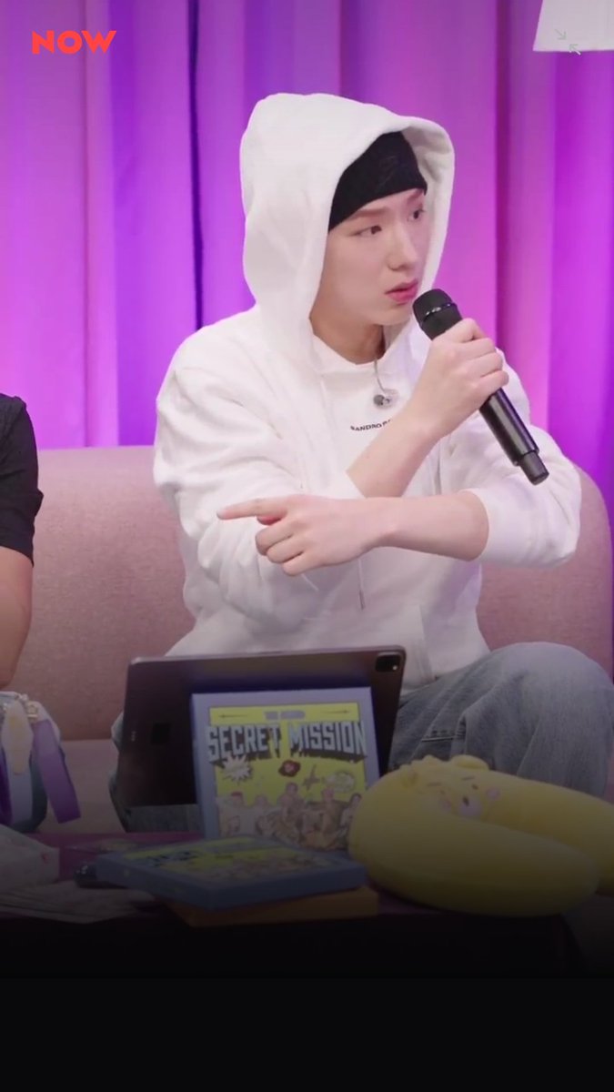 wow kihyun's on his 3rd day cosplaying eminem...the dedication