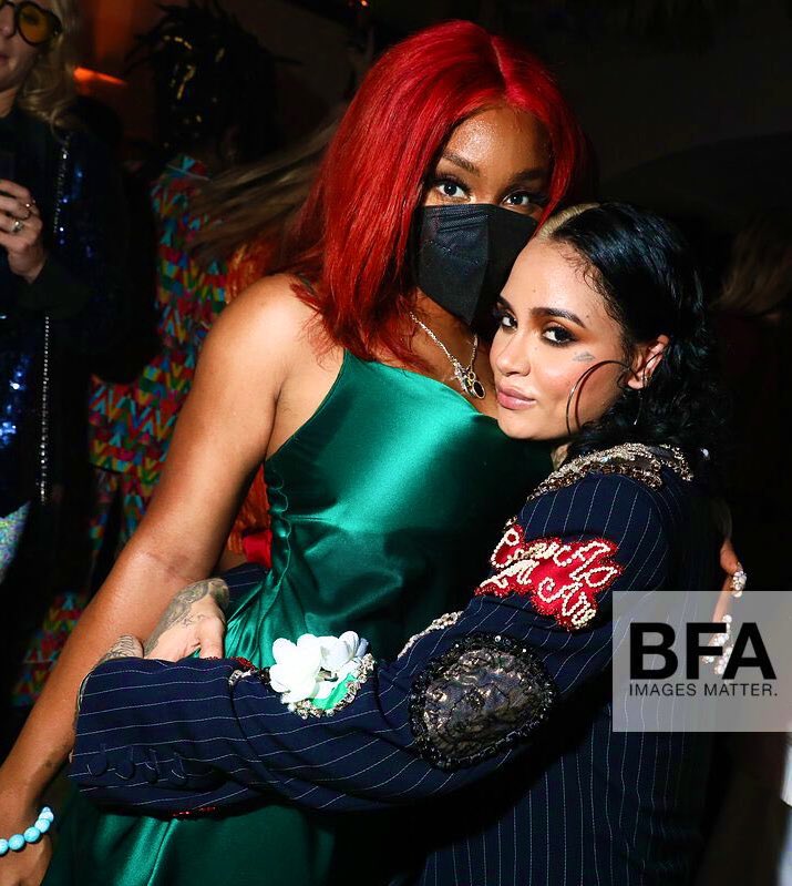 2pettty's tweet photo. nothing on my mind but sza and kehlani https://t.co/wVBnNSDFn6