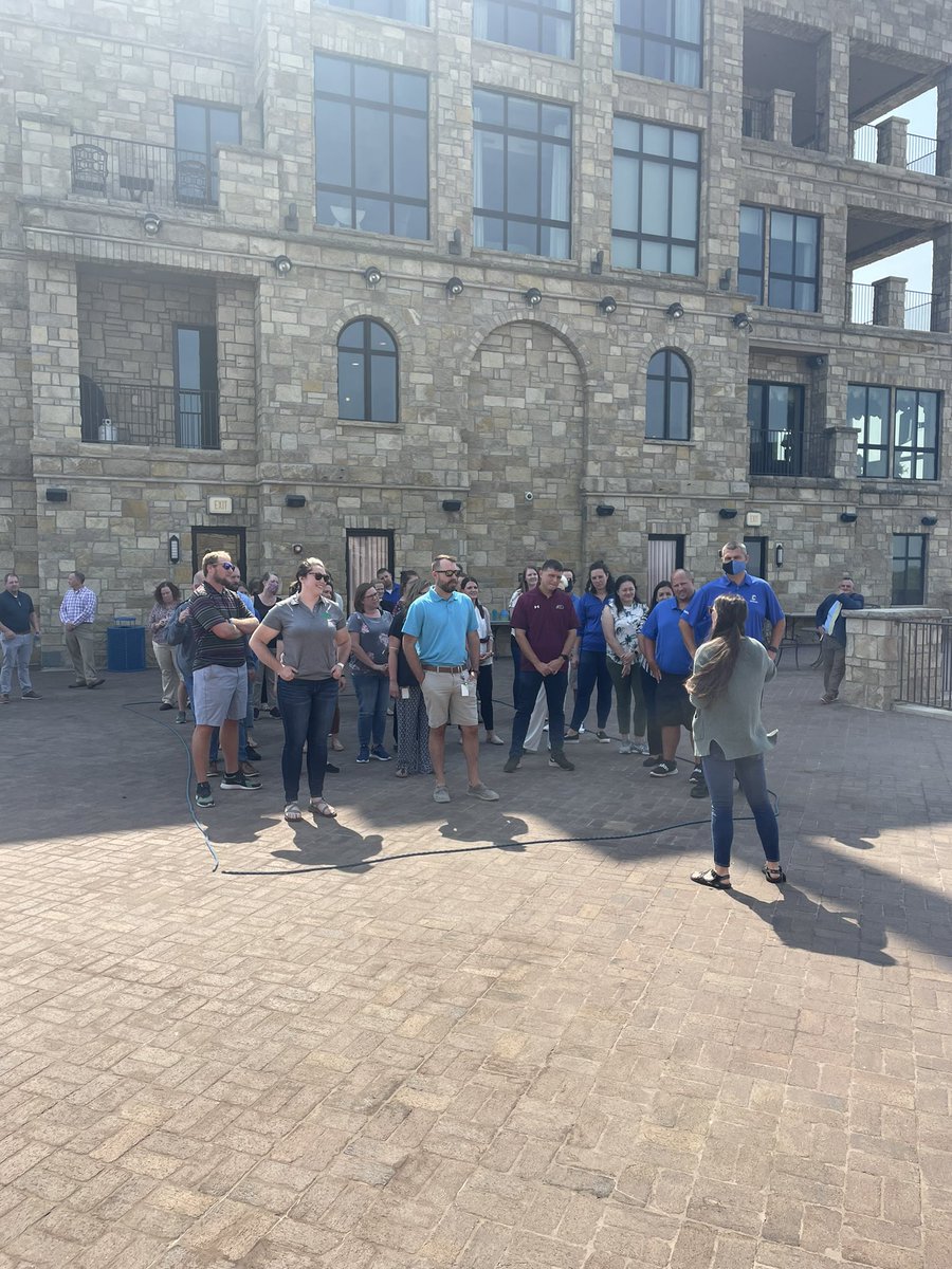 lisamcatee's tweet image. #GBLeaders @GreenbushESC @TheOread was a great couple days team building, getting to know everyone and @DeMoineAdams joining us.