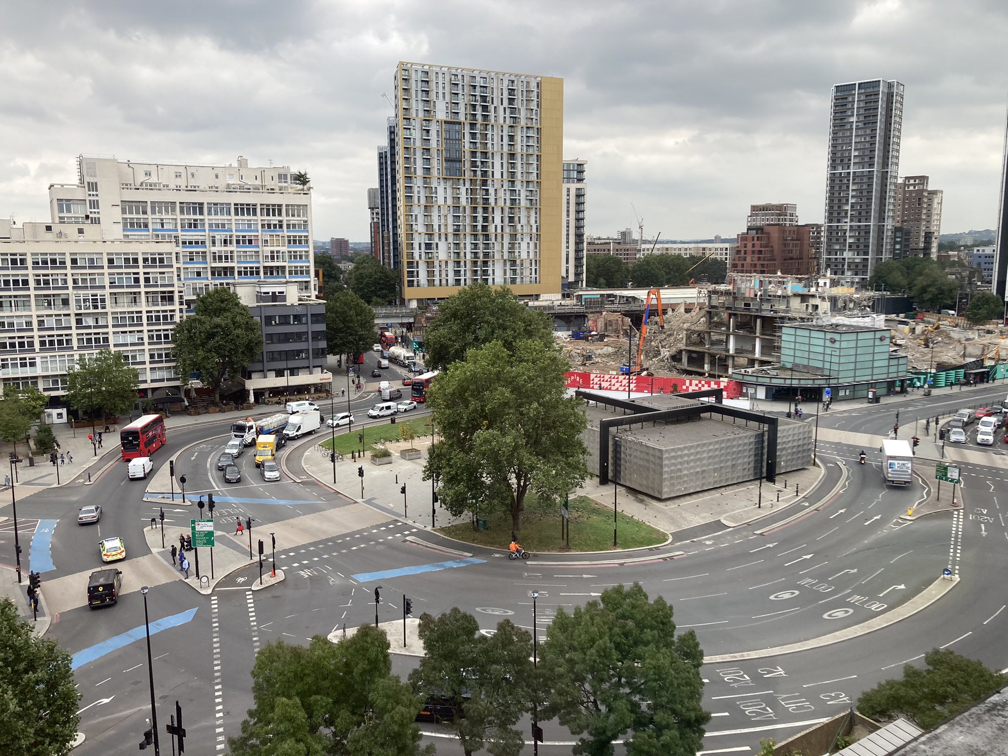 Elephant & Castle (@roundaboutnews) / X