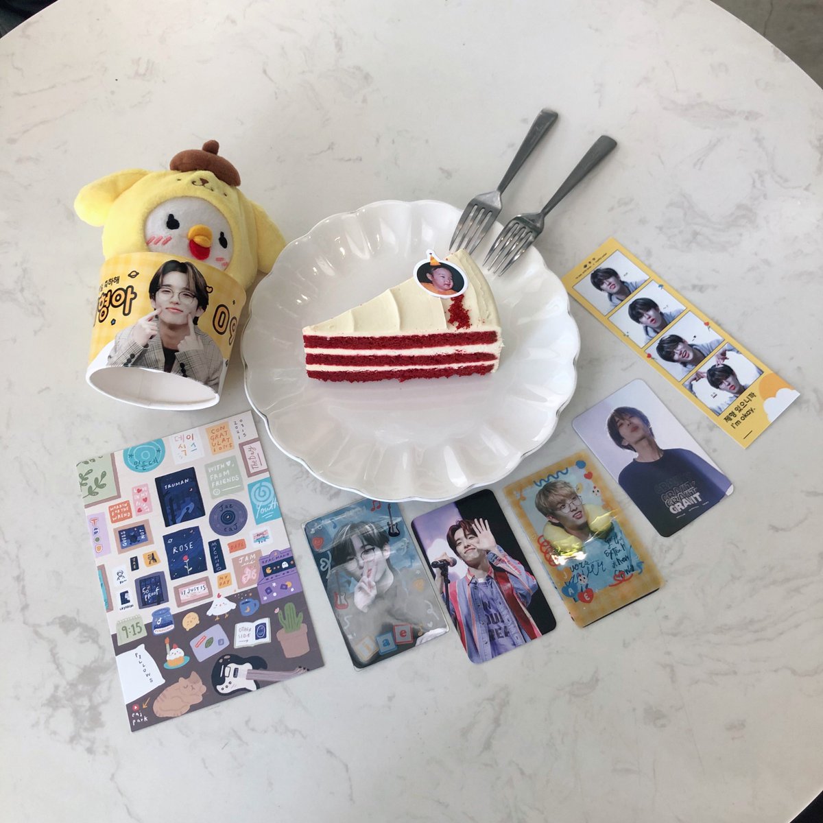 tojaewithlove's tweet photo. #HAPPY_JAE_DAY 
#가을의_선물_제형아_생일축하해 
#Eaj 🥳💛 https://t.co/q9TMrIlvAM
