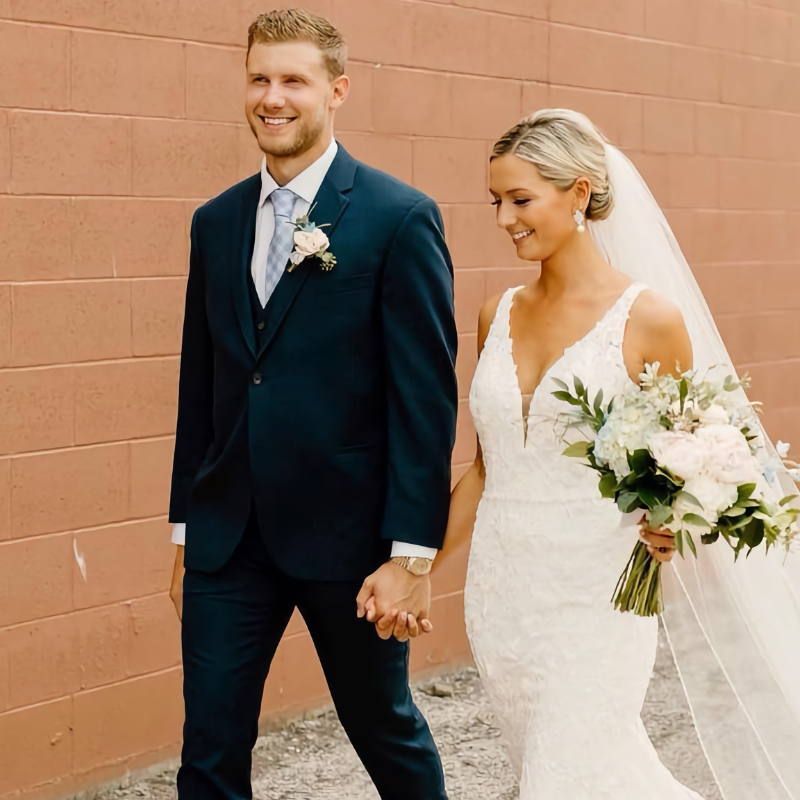 NHLJets's tweet photo. 👰‍♀️🤵‍♂️💼🏒

The off-season kept many of our #NHLJets busy with plenty to do both on and off the ice!

READ: