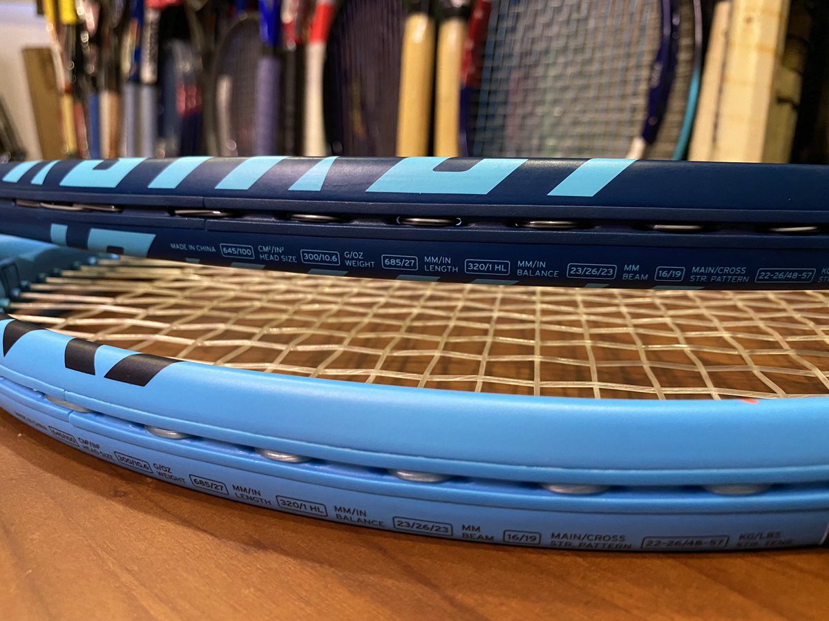 All_That_Racket's tweet photo. @head_tennis MP Gravity series… This was the last PJ that @MariaSharapova played with before she retired. These 2 models have the same exact specs, with different PJs. Either ways they’re really fun sticks to play with! #headtennis #headtennisracket #headinstinct #allthatracket https://t.co/Tgskt6uuN0