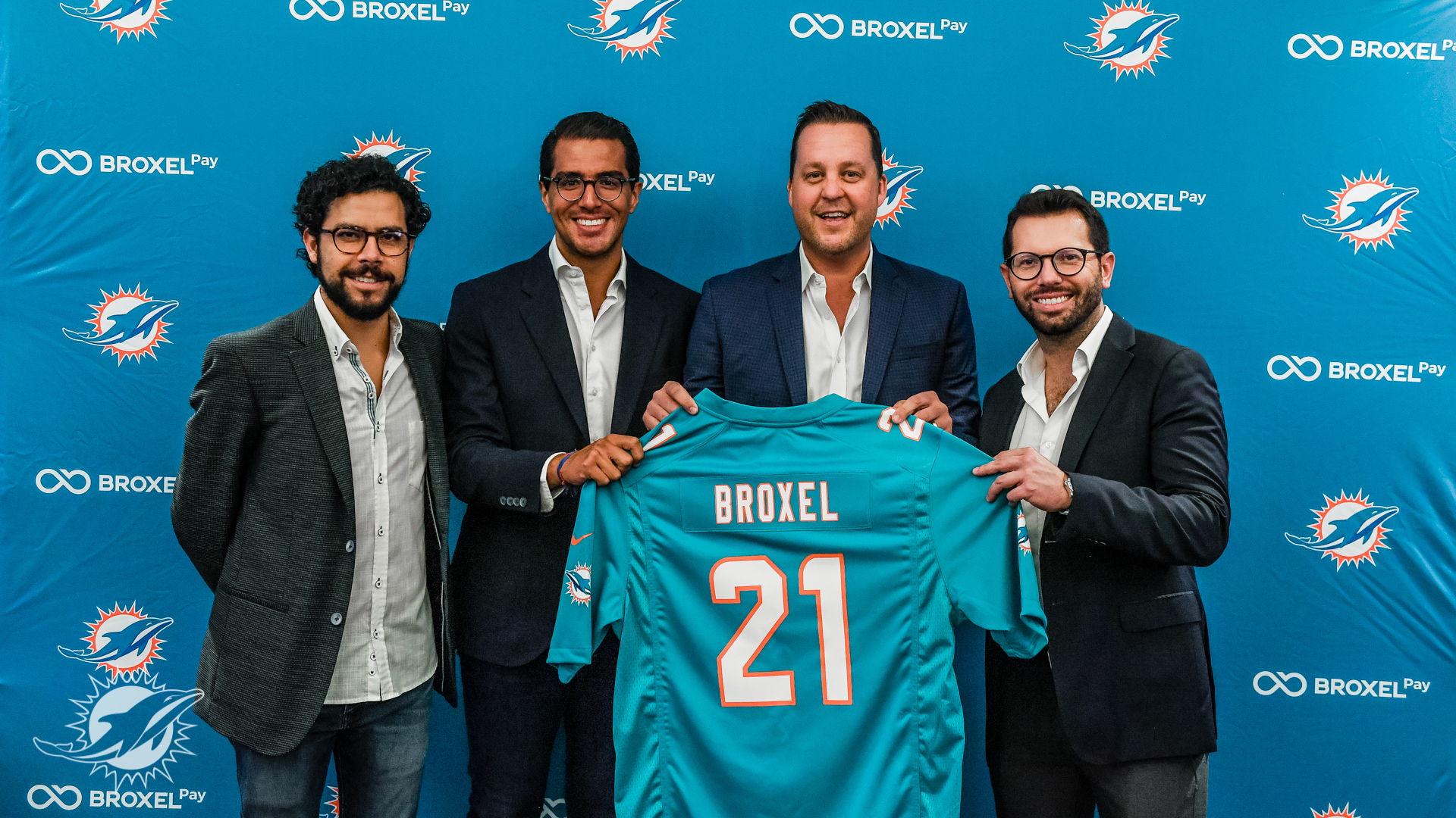 Miami Dolphins on Twitter: "We are excited announce a multi-year  partnership with @BroxelApp. Broxel will become our Official Prepaid Debit  Card and the first-ever partner of our 72 Club. Learn more about
