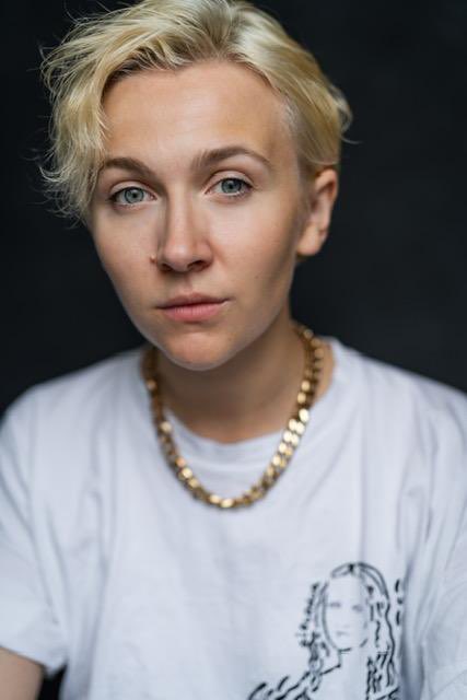 Swanage Rep (@swanagerep) on Twitter photo Introducing our 1st #PrivateLives cast member! <a href="/EmmaMulkern/">Emma Mulkern</a> is appearing as Sibyll ๐ญ
A familiar face to #SwanageRep, Emma appeared in our #SwanageRep2018 season as Jane in #WaitingForGod, Bobbie in #TheRailwayChildren and Phoebe in #CommunicatingDoors
ticketsource.co.uk/whats-on/swanaโฆ Introducing our 1st #PrivateLives cast member! <a href="/EmmaMulkern/">Emma Mulkern</a> is appearing as Sibyll ๐ญ
A familiar face to #SwanageRep, Emma appeared in our #SwanageRep2018 season as Jane in #WaitingForGod, Bobbie in #TheRailwayChildren and Phoebe in #CommunicatingDoors
ticketsource.co.uk/whats-on/swanaโฆ