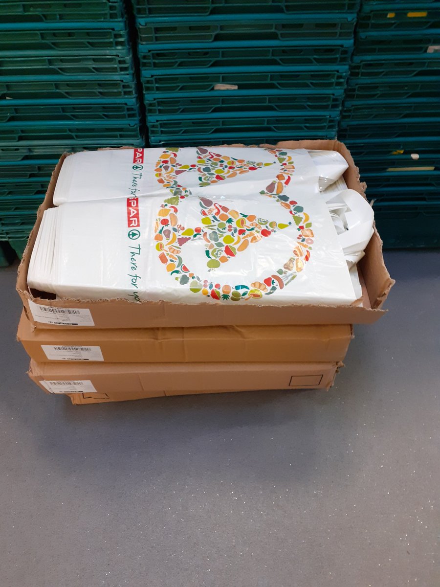 We asked &amp; you DEFINITELY delivered!
#thanks everyone who responded so quickly to our bag call out. They're an essential part of our service &amp; they run out fast! Keep them coming please! 
💙big shout out to <a href="/EastBoxes/">East Lothian Sunday Fresh Chicken Dinner boxes</a> for their donation of 1000 bags today!
#togetherwecandomore