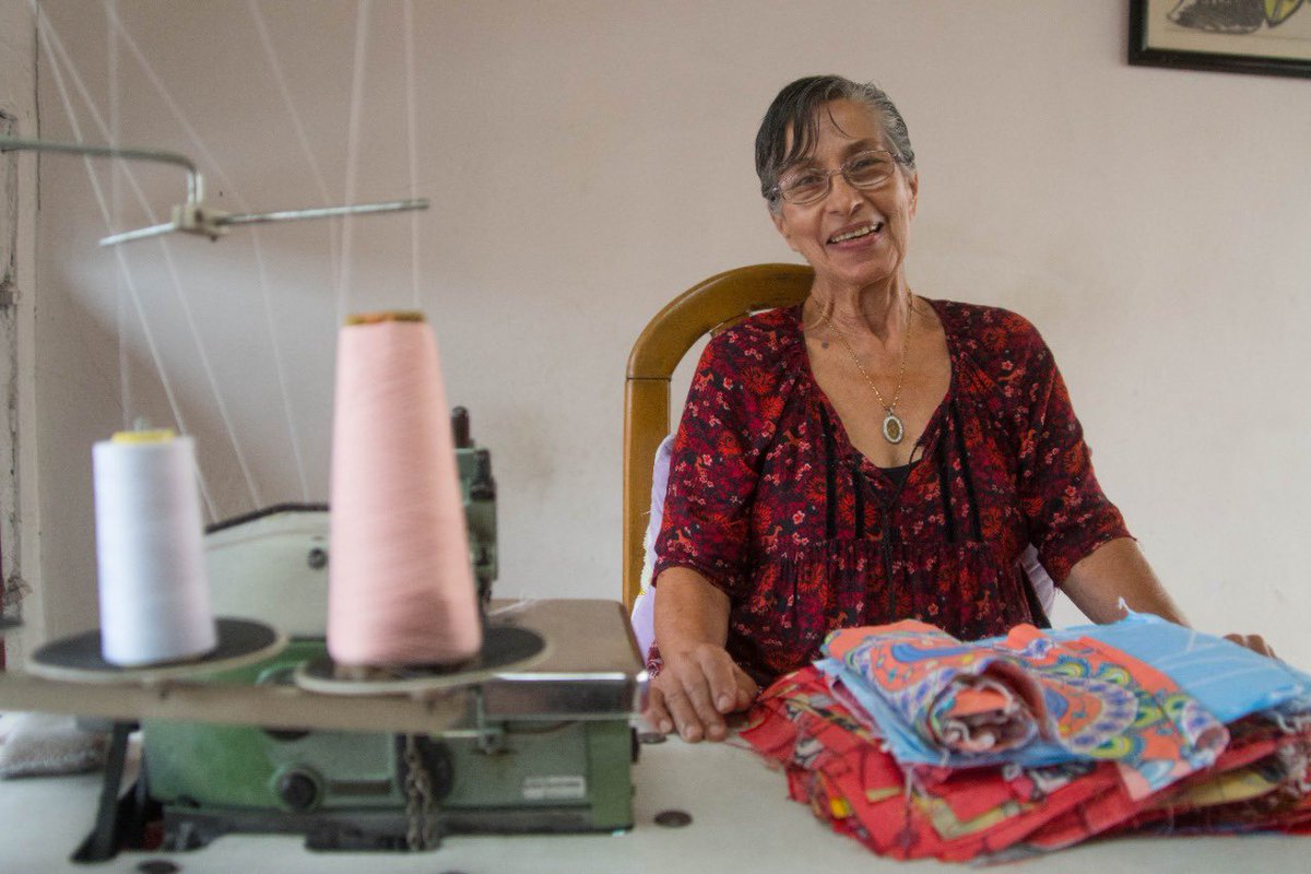 AlcaldiadeMed's tweet image. Haz parte de #ModaAlBarrio, el programa que fortalece los talleres textiles de nuestra ciudad.
¿Qué esperas para inscribirte? Ingresa a medellin.gov.co/modabarrio.
¡Tienes plazo hasta este 18 de septiembre, aprovecha esta gran oportunidad!