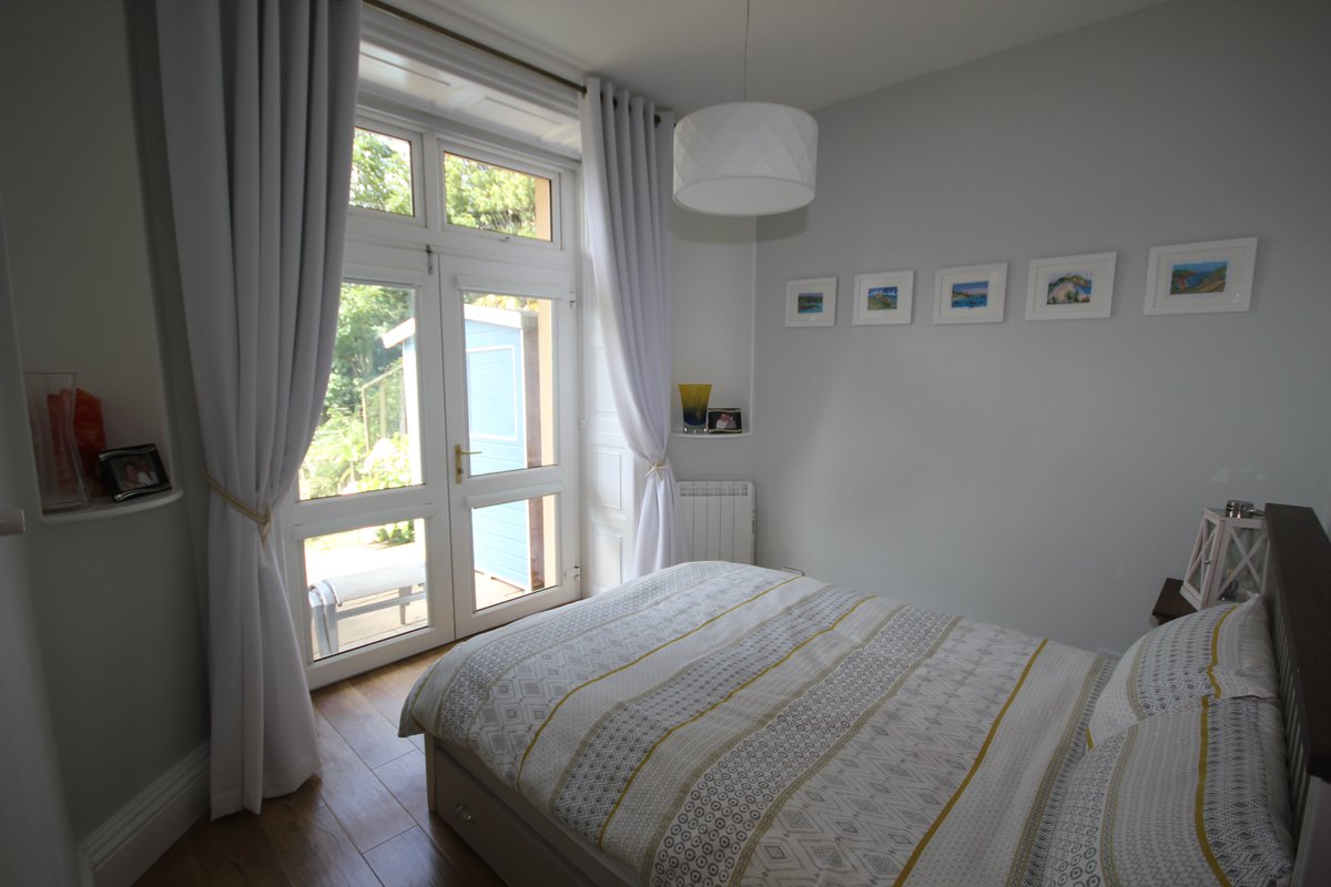 BenestEstates's tweet photo. ***NEW INSTRUCTION***

Entitled/Licenced/Qualified  £525,000  St Helier

2 bedroom garden apartment
Lower ground floor
Spacious apt with dressing room
Immaculate presentation
West facing patio and garden
Covered parking space
https://t.co/Ufn1Oul6WU https://t.co/g47M2kynFu