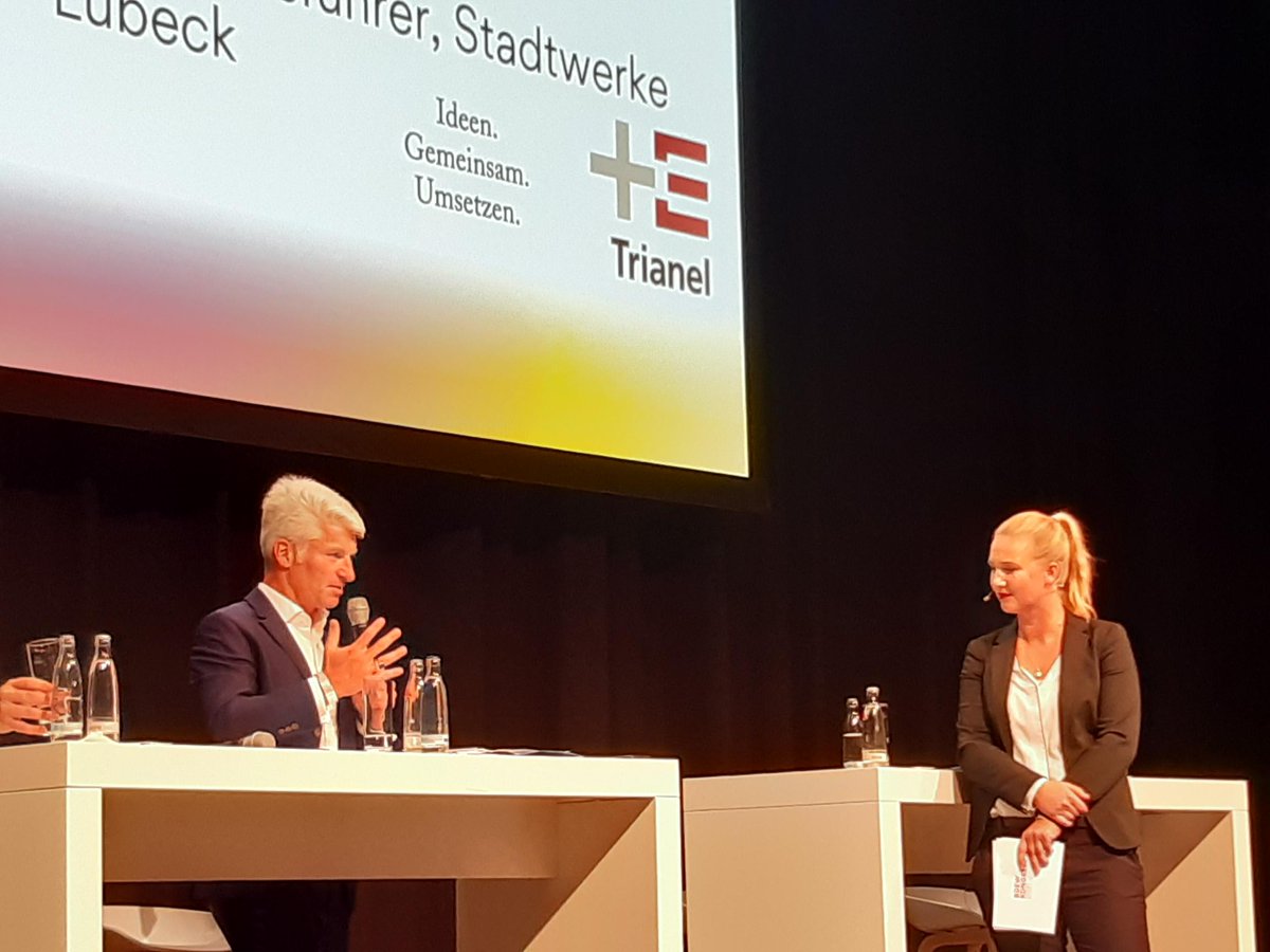 LandimOhr's tweet image. Wir verstehen uns als Dienstleister für die Stadtwerke und helfen ihnen dabei, die großen Herausforderungen der Klimaneutralität aktiv anzugehen. 
#SvenBecker #bdewk21 #klimaneutralestadt #Energiewende