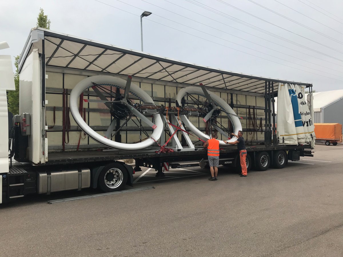 AirbusHeli's tweet image. The #CityAirbus, our full-scale urban air mobility demonstrator, is safely packed-up and ready to hit the road for Toulouse. It will be heading to the #StaticDisplay of our #AirbusSummit! Don't miss it!
#UAM #eVTOL #ZeroEmissions