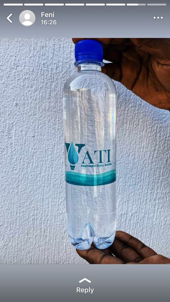 Thabangsepenya1's tweet photo. Hi Twitter I’m selling bottle water of hi quality ..

Ke Kopa RT 🙏🙏🙏🙏

#MenAreSlowTheseDays https://t.co/FKYC5Sg7FJ