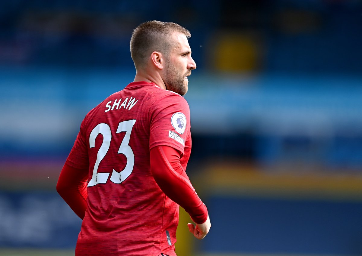 Luke Shaw believes artificial pitches 'should not be allowed' in the Champions League.

When questioned on why it is so dangerous, he said: 

“It’s artificial grass, it’s not proper grass, you can’t turn properly, it’s not good for the knees." 

(TNT Sports)