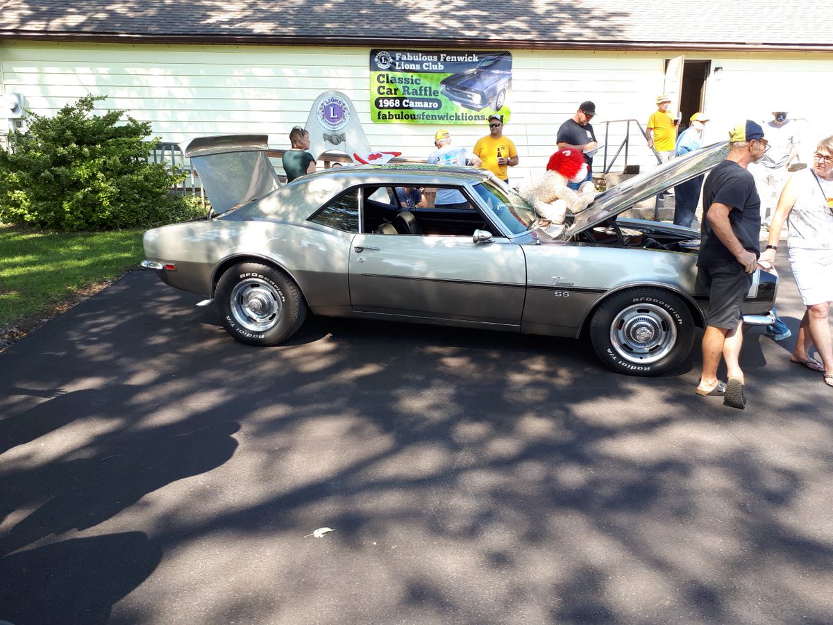 LFCDogGuides's tweet photo. #UnleashingKindness- Thank you to the Fabulous Fenwick Lions who are enthusiastic and long-time supporters of #LFCDogGuides. Through their annual Classic Car Raffle, they raise funds to sponsor Dog Guide teams. To date, the club has sponsored an amazing 20 Dog Guide teams! https://t.co/bak0B8V9di
