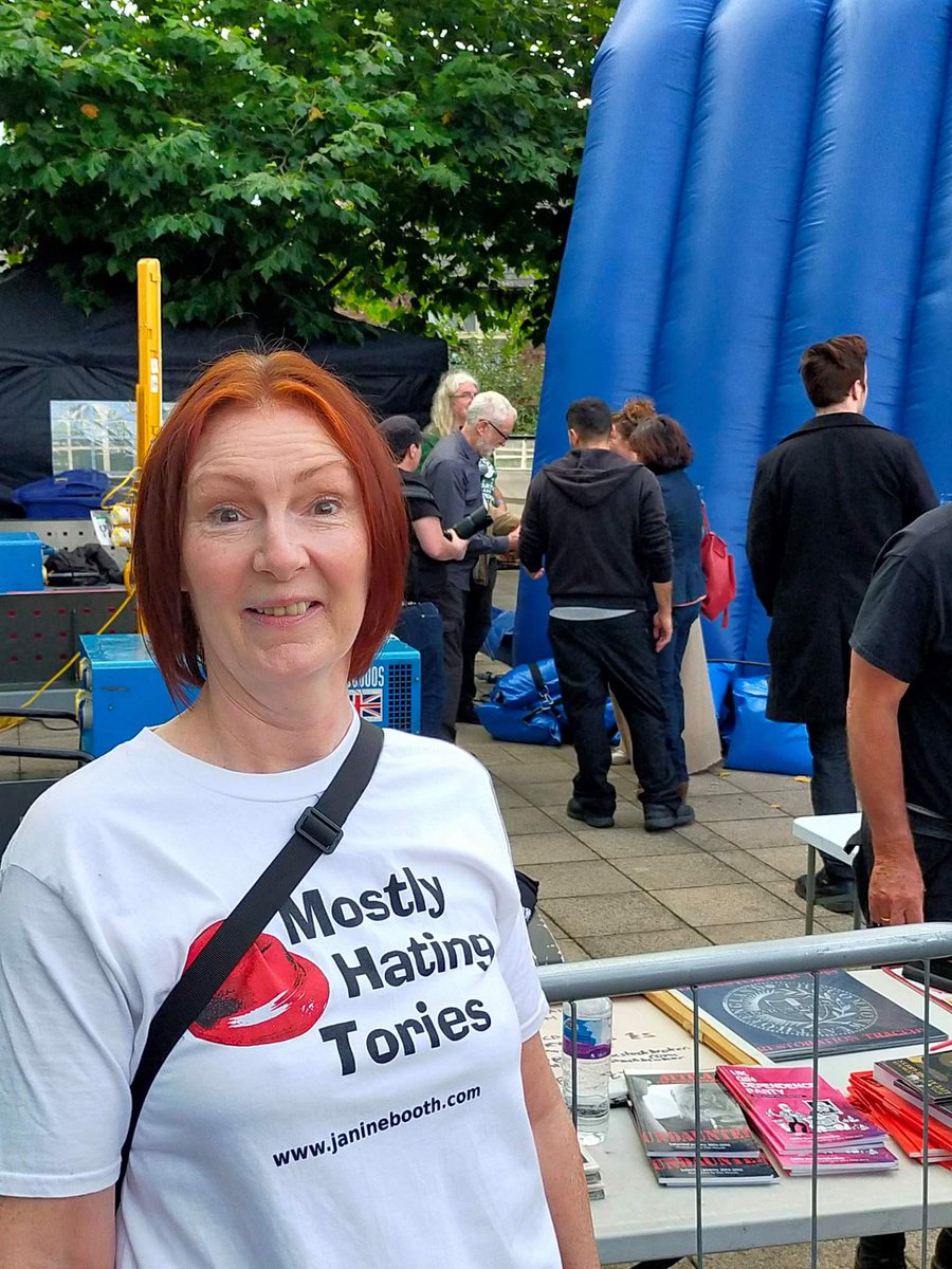 My selfie with Jezza at the Wigan Diggers. Not quite as up-close and heartwarming as everyone else's. Gorm is still very much my middle name.